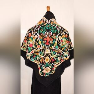 CHALLIS BY BERKSHIRE SHAWL
